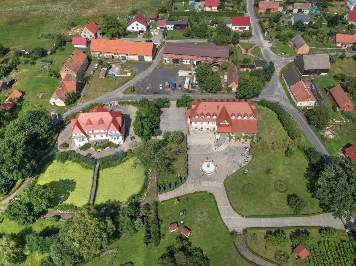 Отели типа «постель и завтрак» Pałac w Bądzowie Полковице-33